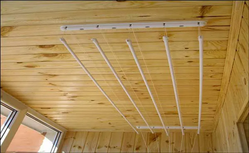 веревки для сушки белья на балконе