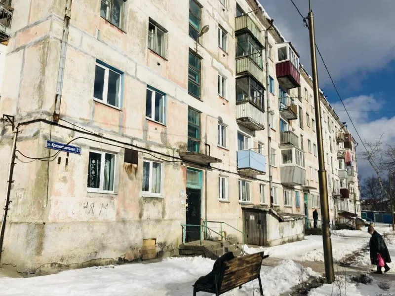 Сахалинская область. Корсаков, ул. Краснофлотская 15