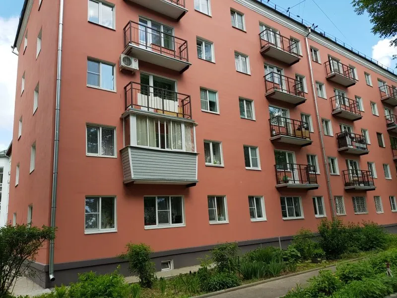 Фасад дома пятиэтажки