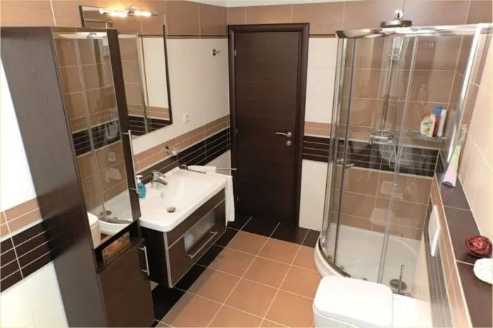 Для того, чтобы маленькая ванная комната стала просторной и стильной, необходимо правильно подобрать цветовую палитру.