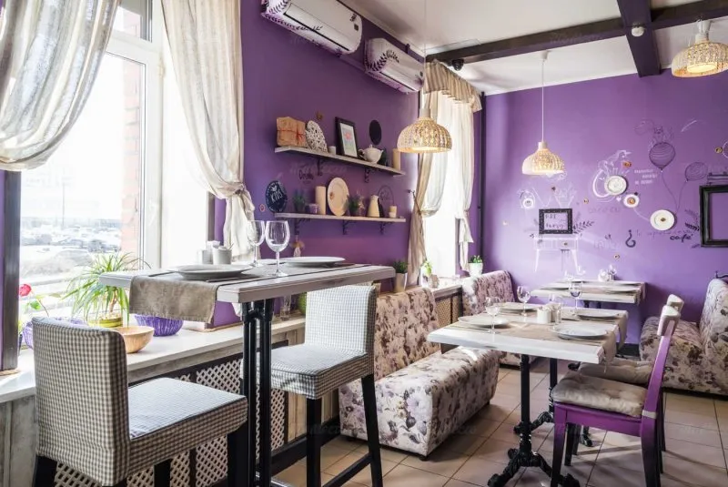 Кухня в фиолетовых оттенках