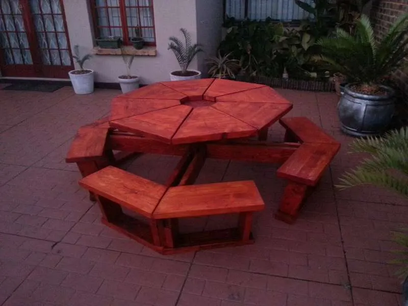 восьмиугольный стол для пикника