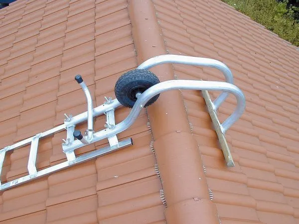 Как сделать лестницу на крышу