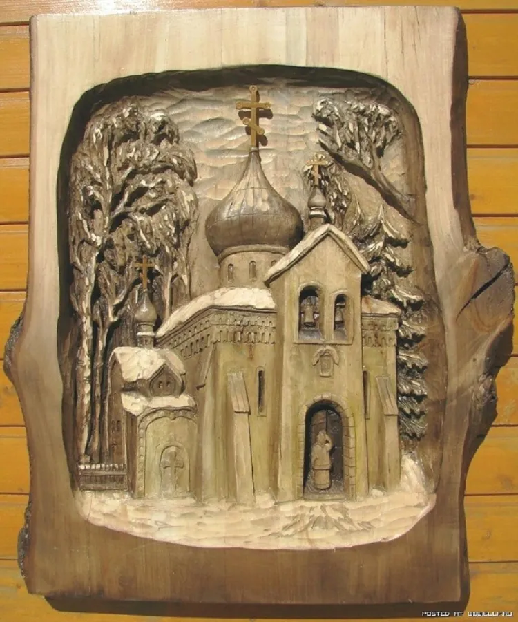 Резьба по дереву церквушка