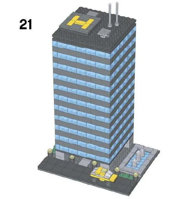 Готовый многоэтажный дом, сделанный из конструктора Лего