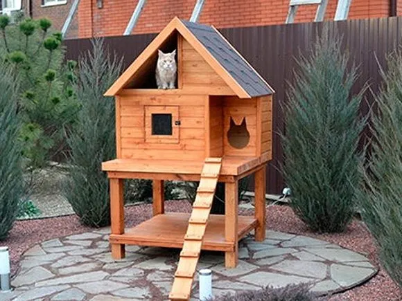 Как сделать дом для кошки на улице