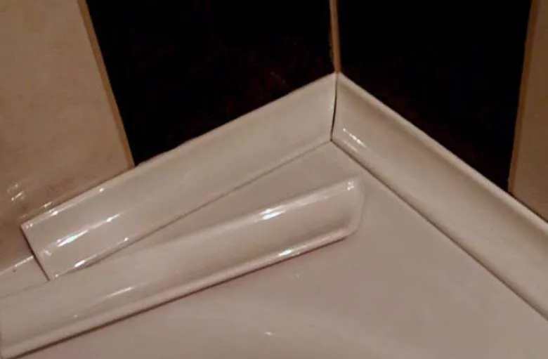 Керамический плинтус для ванной комнаты: виды и установка своими руками - Пошаговая инструкция +Фото и Видео
